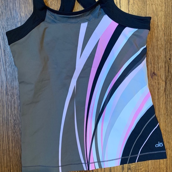 Alo Tank Top - Picture 3 of 6